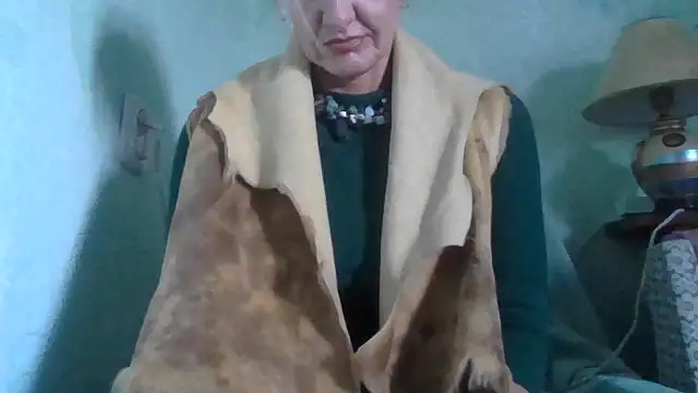 TianaQLove online show from 10.05.25