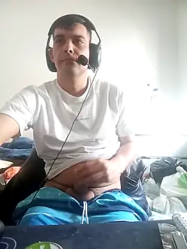 Snapshot of ghostfu1996 chatting on 04.04.26 ghostfu1996 online show from 04.04.26