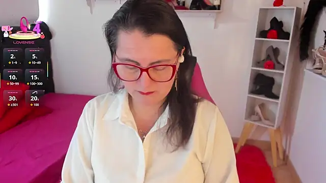 D Martii online show from 09.14.25