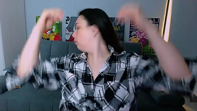 queenofthesense  online show from 04.02.26