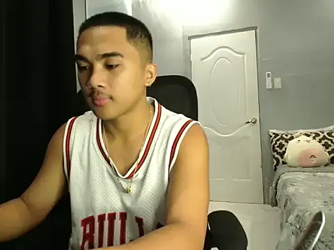 pinoyAdrianneXXX online show from 09.29.25