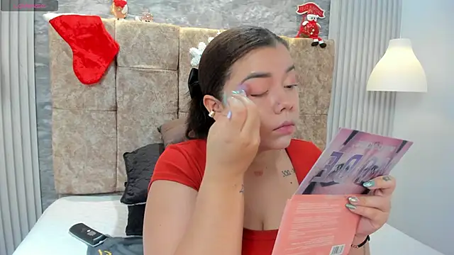 leilapons online show from 11.30.25