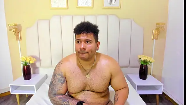 Snapshot of michael_hill1 chatting on 10.05.25 michael hill1 online show from 10.05.25