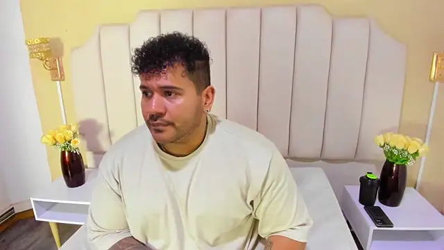 Snapshot of michael_hill1 chatting on 10.20.25 michael hill1 online show from 10.20.25