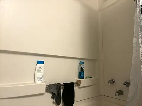 straightguy2233 online show from 09.28.25