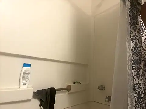 straightguy2233 online show from 10.04.25