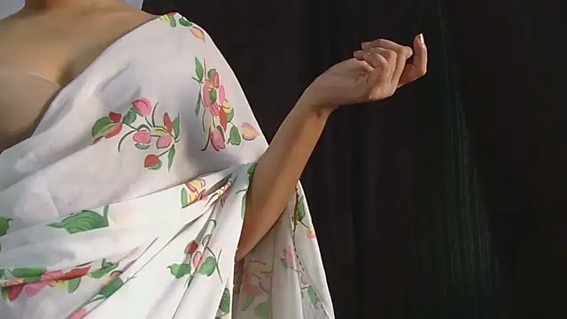 Cute-Bacchi online show from 09.29.25