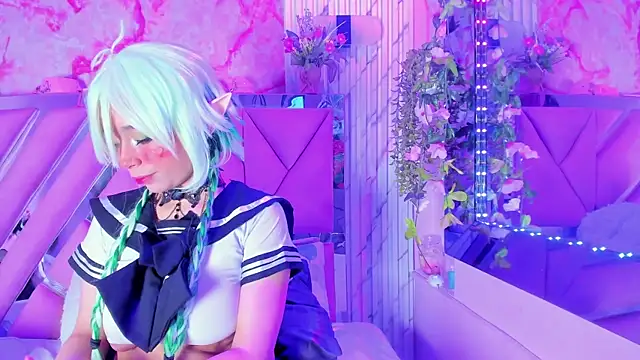 Snapshot of Akane_Hikari_ chatting on 10.14.25 Akane Hikari online show from 10.14.25