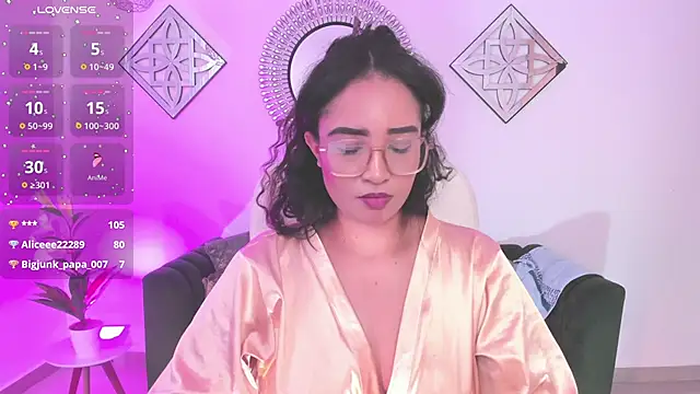 Sharon breezee online show from 10.05.25