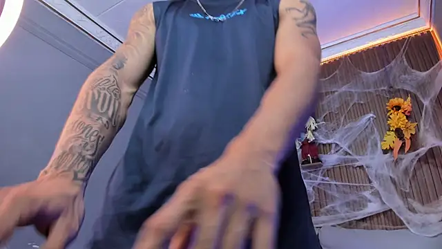 Leo santoro online show from 10.10.25