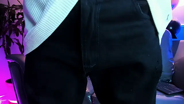 Leo santoro online show from 03.28.26