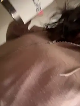 petalsexy online show from 10.16.25