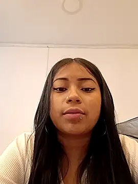 LilyCutee  online show from 09.15.25