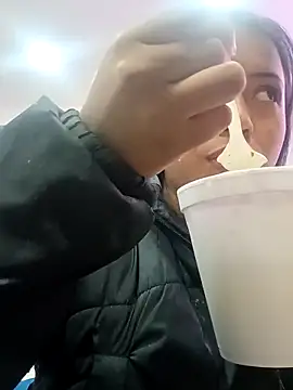 LilyCutee  online show from 09.28.25