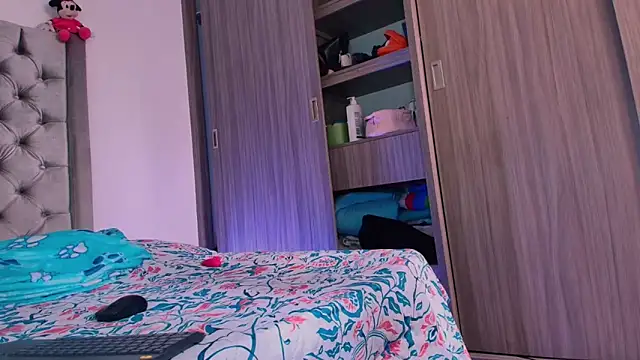 dreamsussi online show from 02.25.26