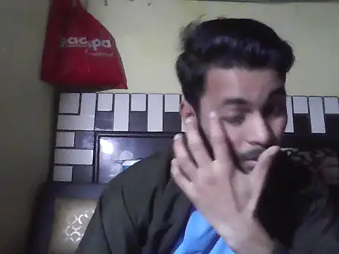 ursdreamperson online show from 12.15.25