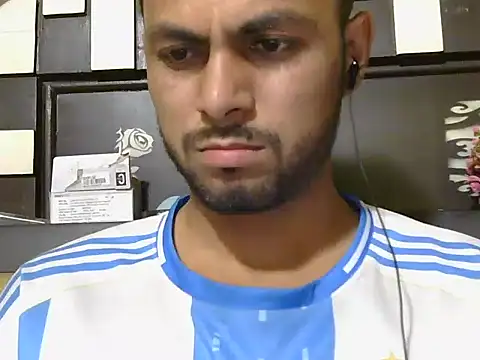 ursdreamperson online show from 04.21.26