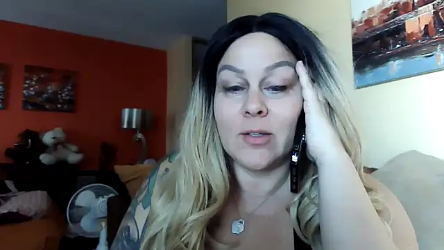 number1slut online show from 01.14.25