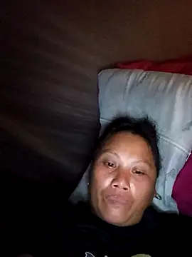 Snapshot of Bibilenu chatting on 09.12.25 Bibilenu online show from 09.12.25