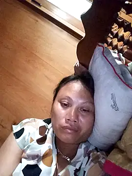 Snapshot of Bibilenu chatting on 09.24.25 Bibilenu online show from 09.24.25