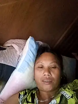 Snapshot of Bibilenu chatting on 09.26.25 Bibilenu online show from 09.26.25