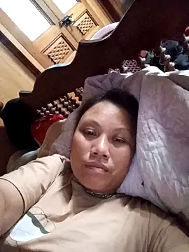 Snapshot of Bibilenu chatting on 10.08.25 Bibilenu online show from 10.08.25