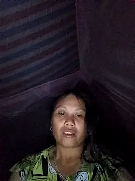 Snapshot of Bibilenu chatting on 10.11.25 Bibilenu online show from 10.11.25