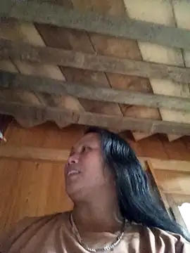 Snapshot of Bibilenu chatting on 10.13.25 Bibilenu online show from 10.13.25