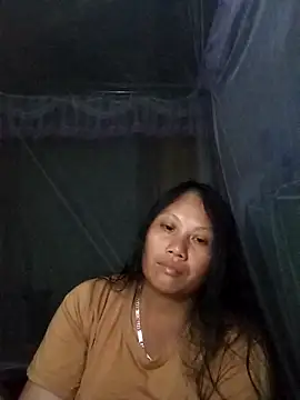 Snapshot of Bibilenu chatting on 10.17.25 Bibilenu online show from 10.17.25