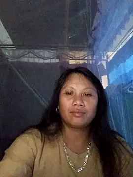 Snapshot of Bibilenu chatting on 10.21.25 Bibilenu online show from 10.21.25