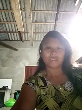 Snapshot of Bibilenu chatting on 10.22.25 Bibilenu online show from 10.22.25