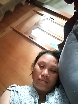 Snapshot of Bibilenu chatting on 10.27.25 Bibilenu online show from 10.27.25