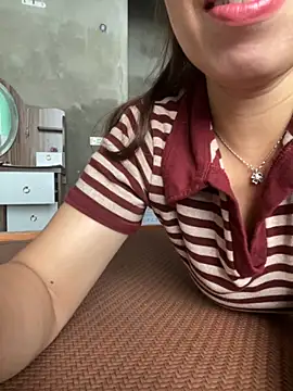 Old girl online show from 10.04.25