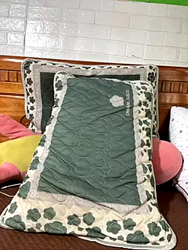 Old girl online show from 10.14.25