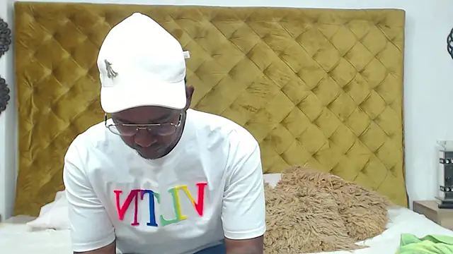 AndyCalifornia1 online show from 10.20.25