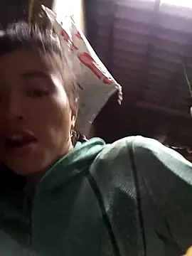 Phuongphuongg online show from 10.25.25