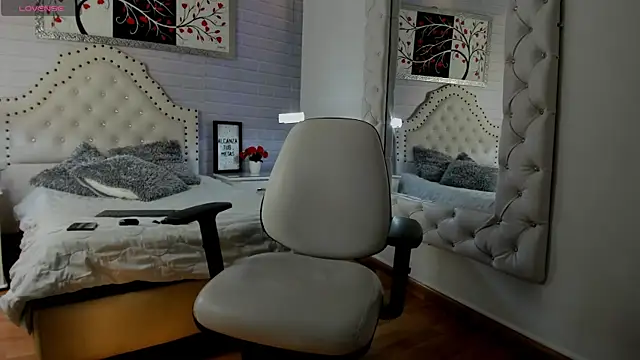 Snapshot of Yan_king1 chatting on 10.01.25 Yan king1 online show from 10.01.25