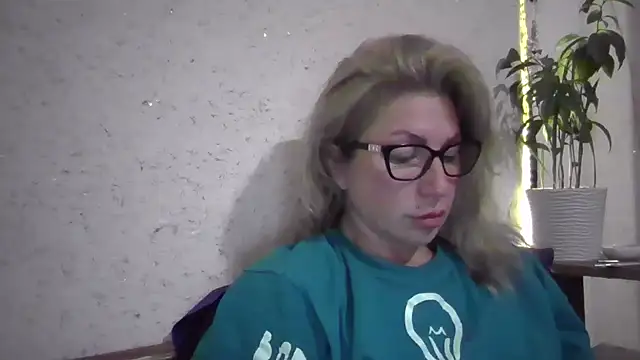 fox red lady7 online show from 11.15.25