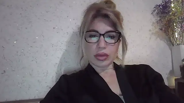 fox red lady7 online show from 03.05.26