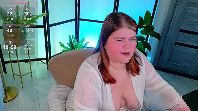 Mia Ray online show from 09.30.25