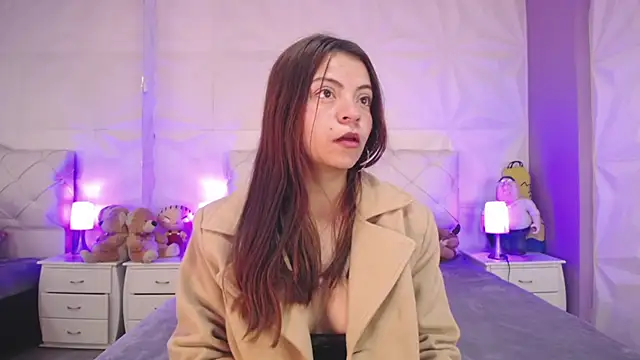 Cherrylionn online show from 09.16.25