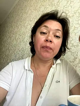 Kiravix online show from 09.30.25