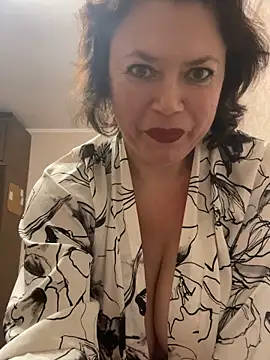 Snapshot of Kiravix chatting on 02.05.26 Kiravix online show from 02.05.26