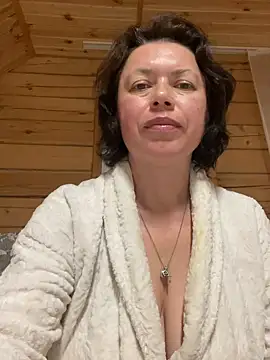 Kiravix online show from 04.05.26