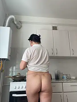 Kiravix online show from 04.11.26