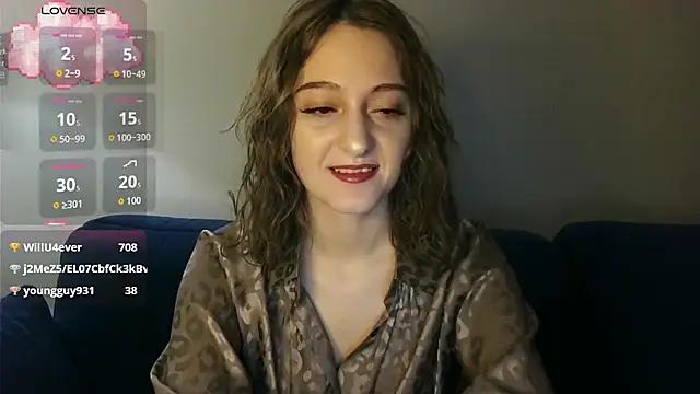 white liillyy online show from 12.13.25