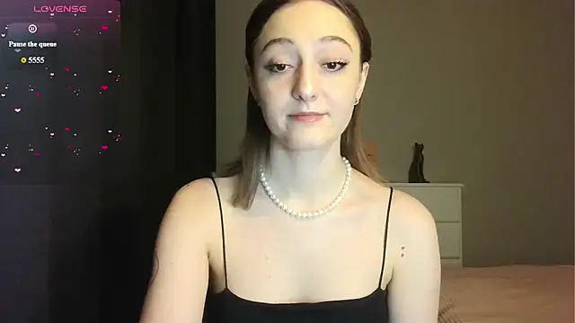 white liillyy online show from 03.24.26