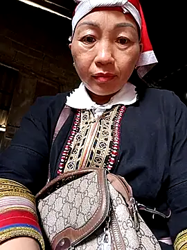 Exembin online show from 10.15.25