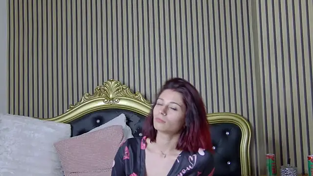 LunaHart online show from 10.02.25