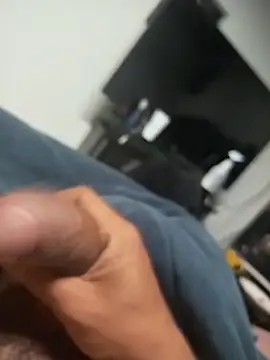 Pauzudopika online show from 10.18.25